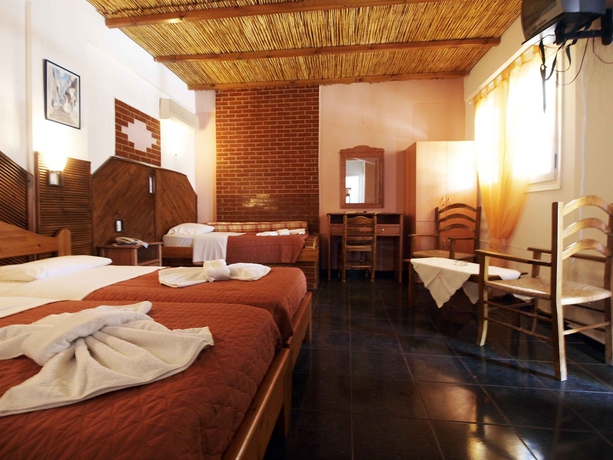 Imagen de la habitación del Hotel Skala. Foto 3