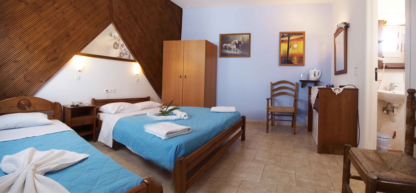 Imagen de la habitación del Hotel Skala. Foto 4