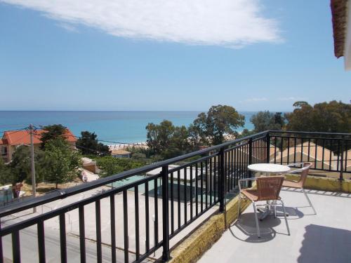 Imagen general del Hotel Skala, Skala (Cefalonia). Foto 4
