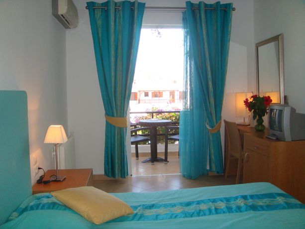 Imagen de la habitación del Hotel Skala, Skala (Patmos). Foto 17