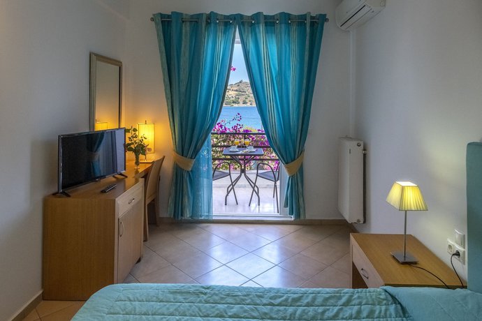 Imagen de la habitación del Hotel Skala, Skala (Patmos). Foto 18