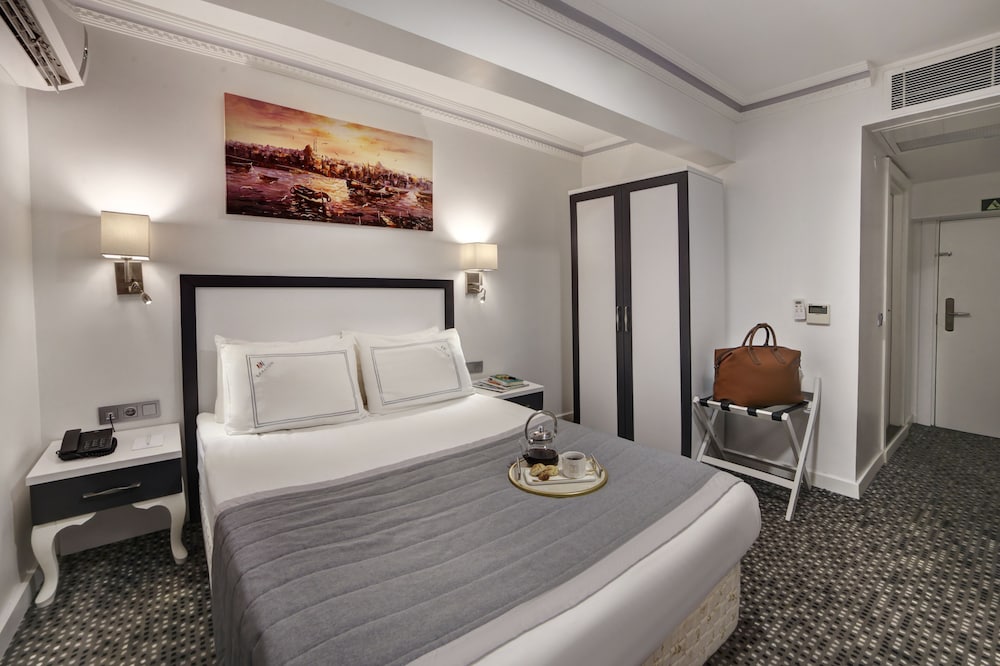 Imagen de la habitación del Hotel Skalion. Foto 10