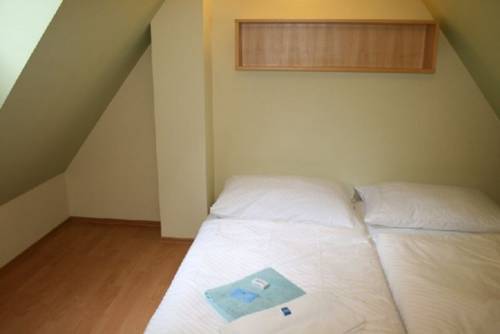 Imagen de la habitación del Hotel Skaln&iacute; Ml&yacute;n. Foto 9