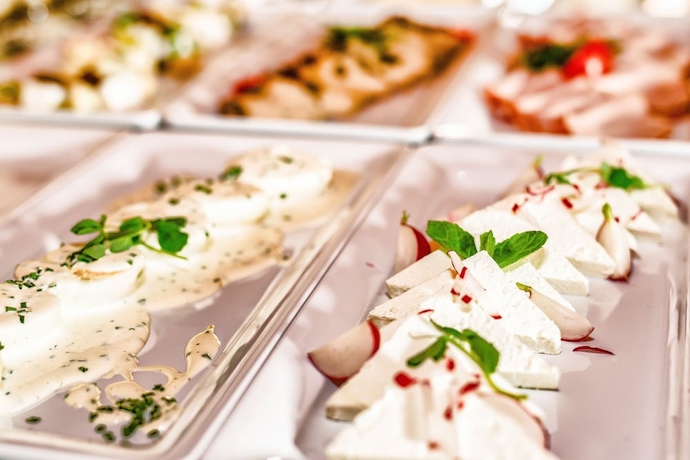 Imagen del bar/restaurante del Hotel Skansen Holiday. Foto 2