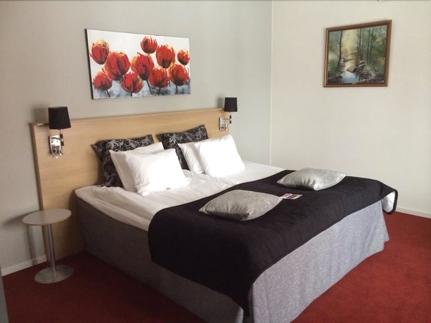 Imagen de la habitación del Hotel Skara Konsthotell. Foto 3