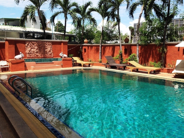 Imagen de la piscina del Hotel Skaw Beach. Foto 16