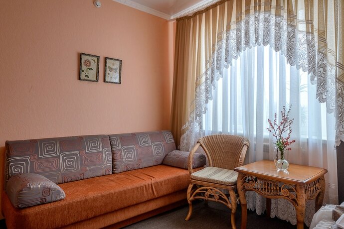 Imagen de la habitación del Hotel Skazka, Astrac&aacute;n. Foto 15