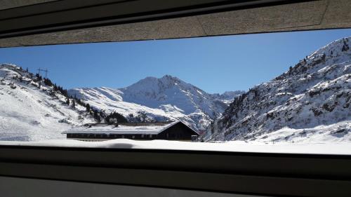 Imagen general del Hotel Ski Austria St.Christoph a.A.. Foto 5