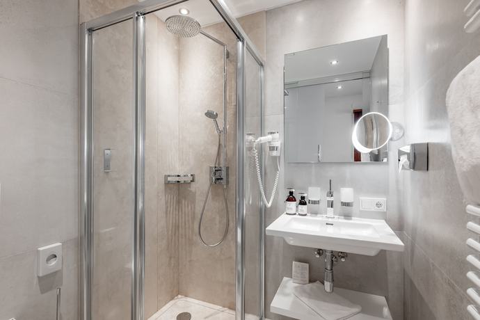 Imagen de la habitación del Hotel Ski Golf Wellness Riml. Foto 3