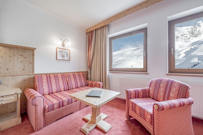 Imagen de la habitación del Hotel Ski Golf Wellness Riml. Foto 5