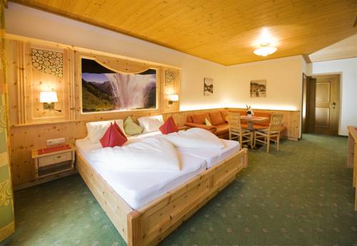 Imagen de la habitación del Hotel Ski In Ski Out Unterellmau. Foto 5