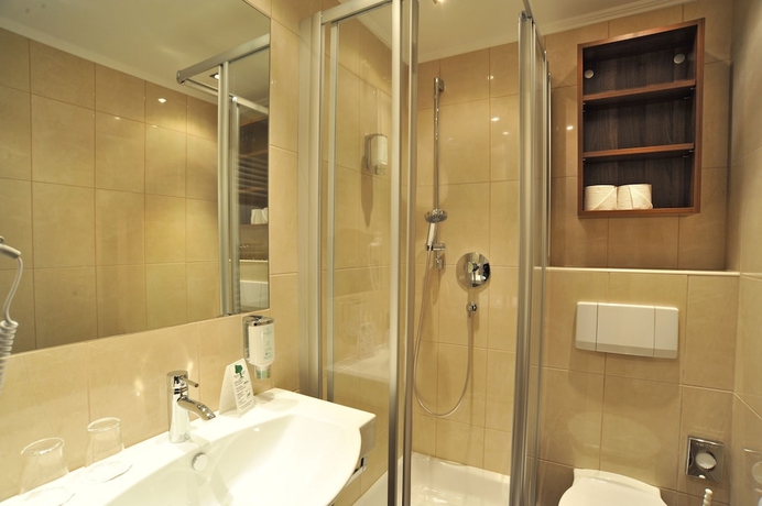 Imagen de la habitación del Hotel Ski Lodge Reineke. Foto 17