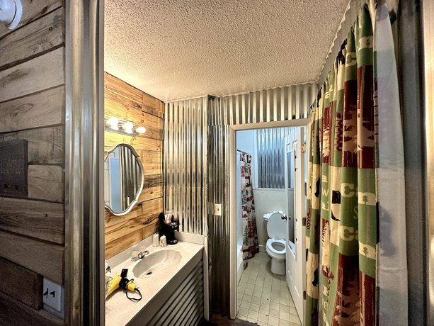 Imagen de la habitación del Hotel Ski Mountain Lodge. Foto 5