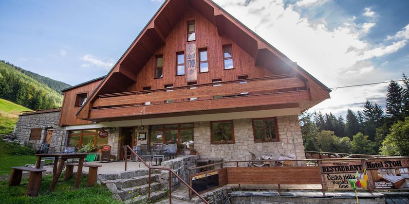 Imagen de la habitación del Hotel Ski Stoh. Foto 3