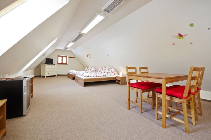 Imagen de la habitación del Hotel Ski Stoh. Foto 13