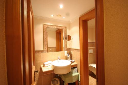 Imagen de la habitación del Hotel Ski- Und Wanderhotel J&auml;geralpe. Foto 4