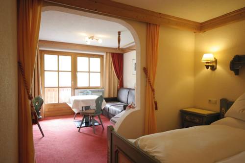 Imagen de la habitación del Hotel Ski- Und Wanderhotel J&auml;geralpe. Foto 7