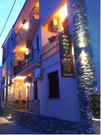 Imagen general del Hotel Skianthion. Foto 2