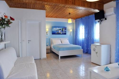 Imagen general del Hotel Skianthion. Foto 4