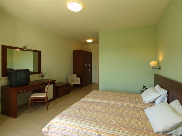 Imagen general del Hotel Skiathos Club Suites. Foto 4