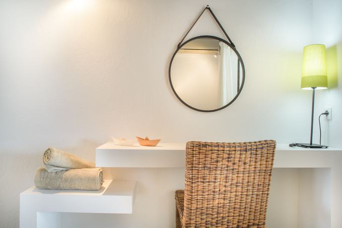 Imagen de la habitación del Hotel Skiathos Holidays. Foto 5