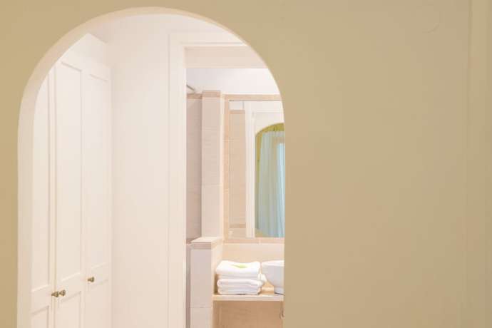Imagen de la habitación del Hotel Skiathos Holidays. Foto 12