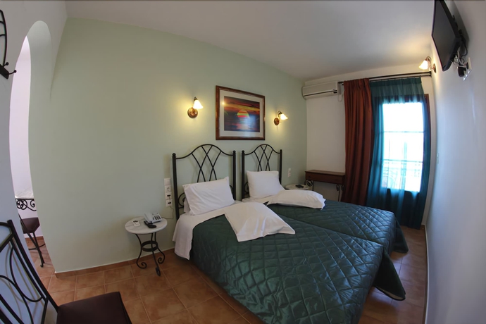 Imagen de la habitación del Hotel Skiathos Island Suites. Foto 2