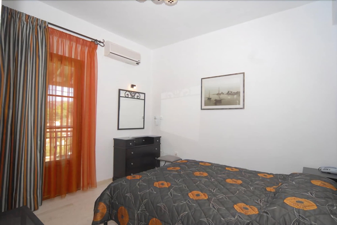 Imagen de la habitación del Hotel Skiathos Island Suites. Foto 9