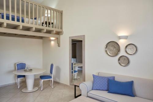 Imagen de la habitación del Hotel Skiathos Luxury. Foto 16