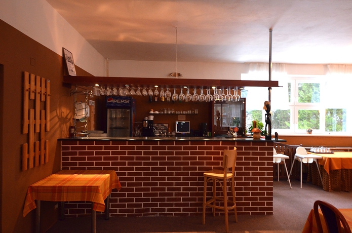 Imagen del bar/restaurante del Hotel Skihotel Lenka. Foto 5