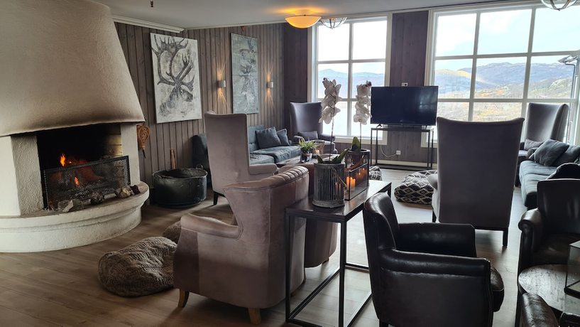 Imagen de los interiores del Hotel Skinnarbu. Foto 17