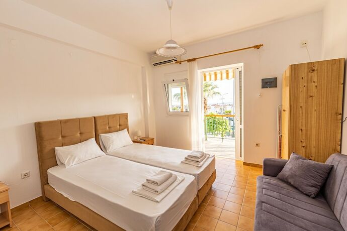 Imagen de la habitación del Hotel Skioni Studios. Foto 14