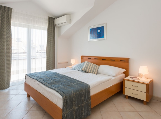 Imagen de la habitación del Hotel Skiper. Foto 12