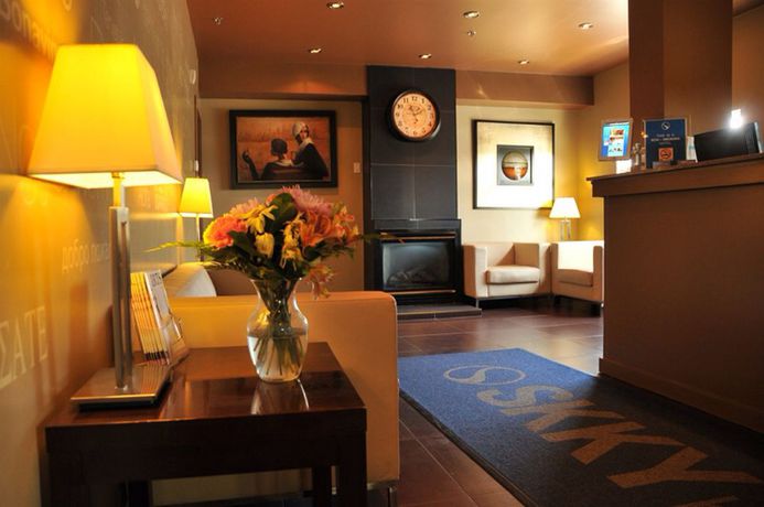 Imagen de la habitación del Hotel Skky. Foto 6