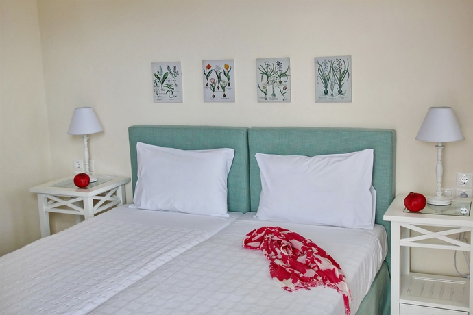 Imagen de la habitación del Hotel Skopelos Village. Foto 4