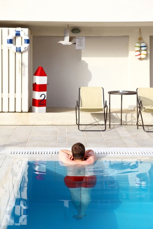 Imagen de la piscina del Hotel Skopelos Village. Foto 14
