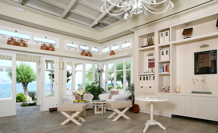 Imagen de los interiores del Hotel Skopelos Village. Foto 11