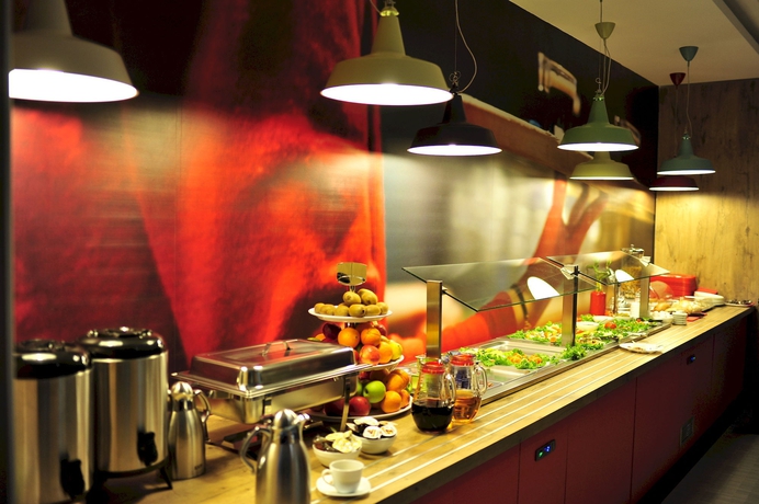 Imagen del bar/restaurante del Hotel Skopje City Center. Foto 4