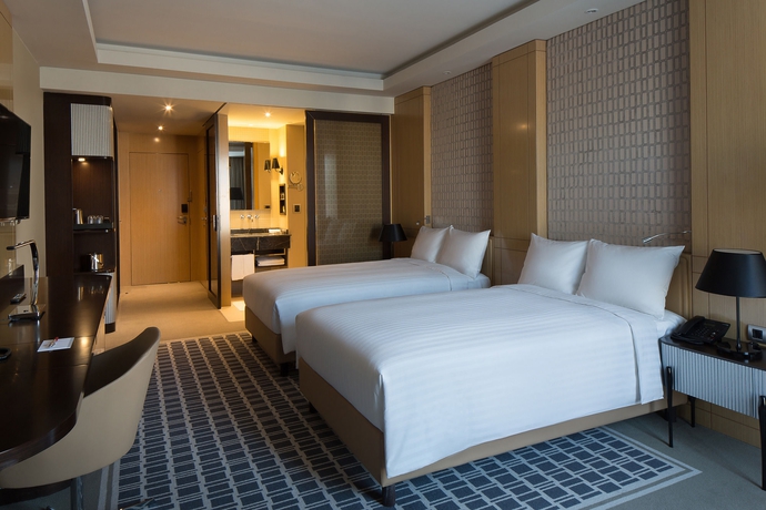 Imagen de la habitación del Hotel Skopje Marriott. Foto 10