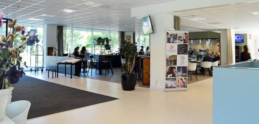 Imagen de los interiores del Hotel Skotel Amsterdam,school The Hague. Foto 19
