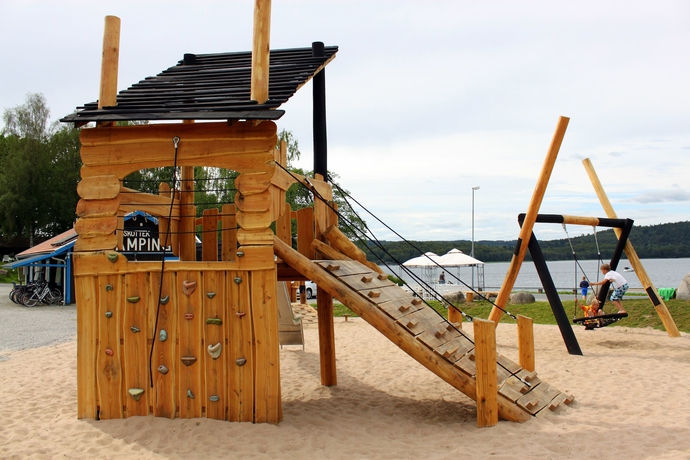 Imagen de los exteriores del Hotel Skotteks Gården. Foto 16