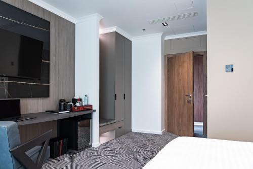 Imagen general del Hotel Sky Airport. Foto 8