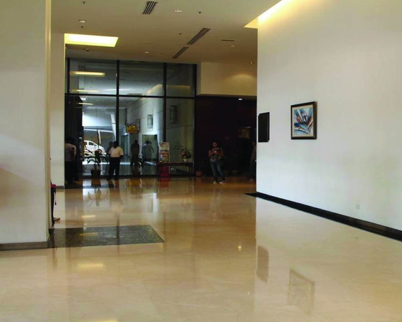 Imagen de los interiores del Hotel Sky Apartment At Times Square. Foto 11