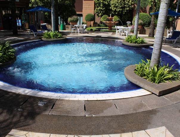 Imagen de la piscina del Hotel Sky Apartment At Times Square. Foto 13