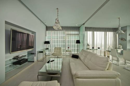 Imagen de la habitación del Hotel Sky Apartments Rentals Service. Foto 2