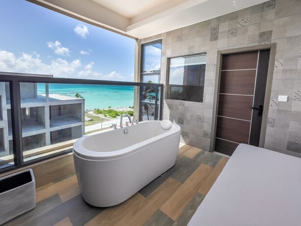 Imagen general del Hotel Sky Beach Maldives. Foto 11