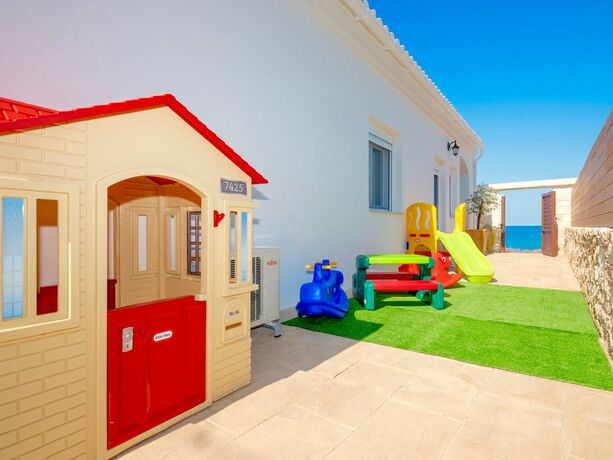 Imagen general del Hotel Sky Beachfront Villa With Private Pool. Foto 5