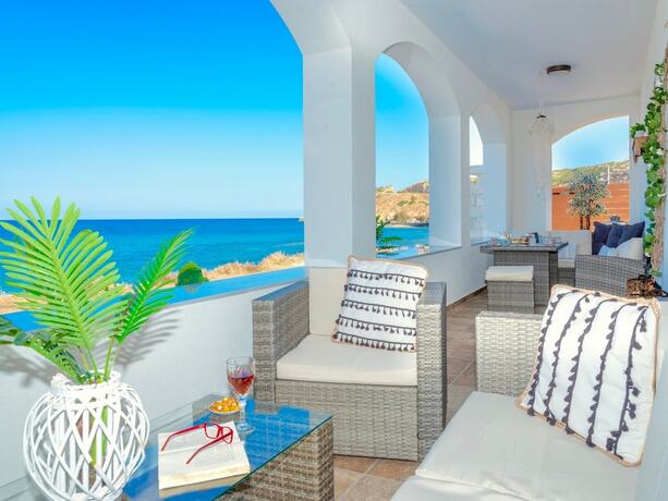Imagen de la habitación del Hotel Sky Beachfront Villa With Private Pool. Foto 19