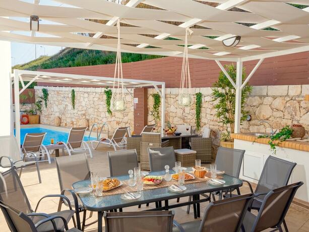 Imagen general del Hotel Sky Beachfront Villa With Private Pool. Foto 12
