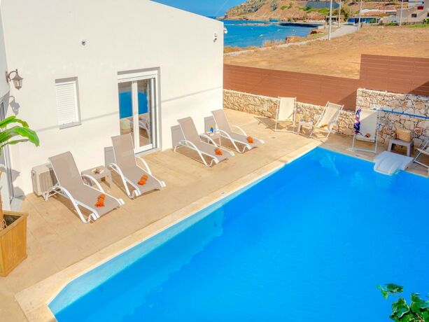 Imagen general del Hotel Sky Beachfront Villa With Private Pool. Foto 13